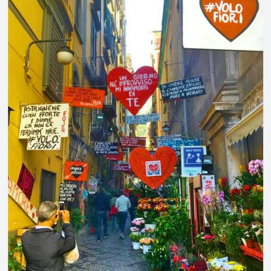 Bed & Breakfast Niluna Naples Italy