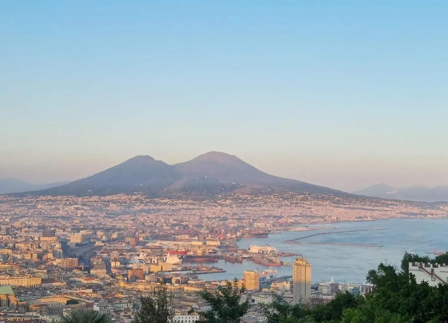 Bed & Breakfast Niluna Naples Italy