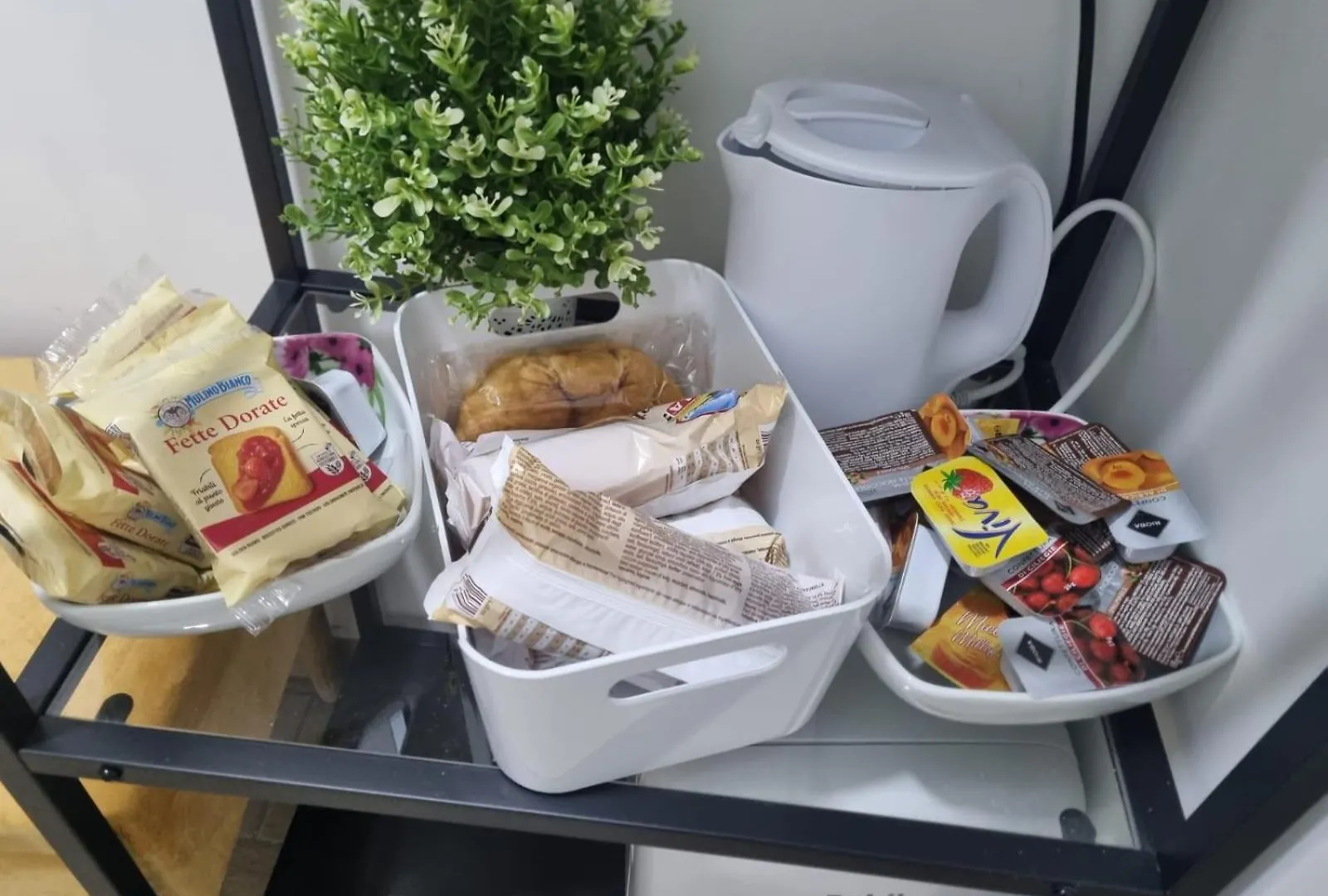 Bed & Breakfast Niluna Naples Italy
