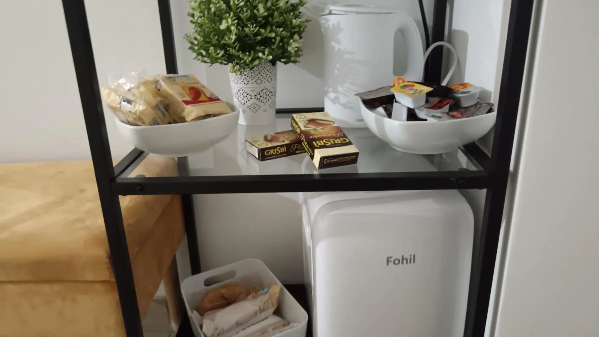 Niluna Naples