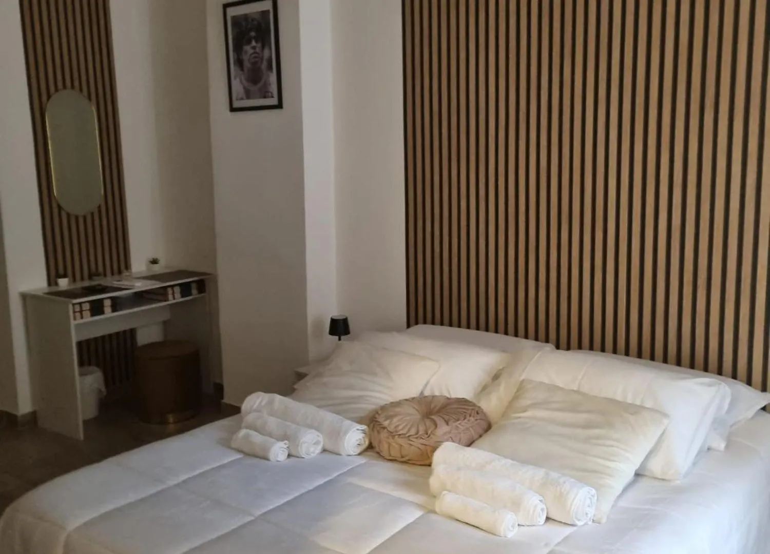 Niluna Naples Bed & Breakfast
